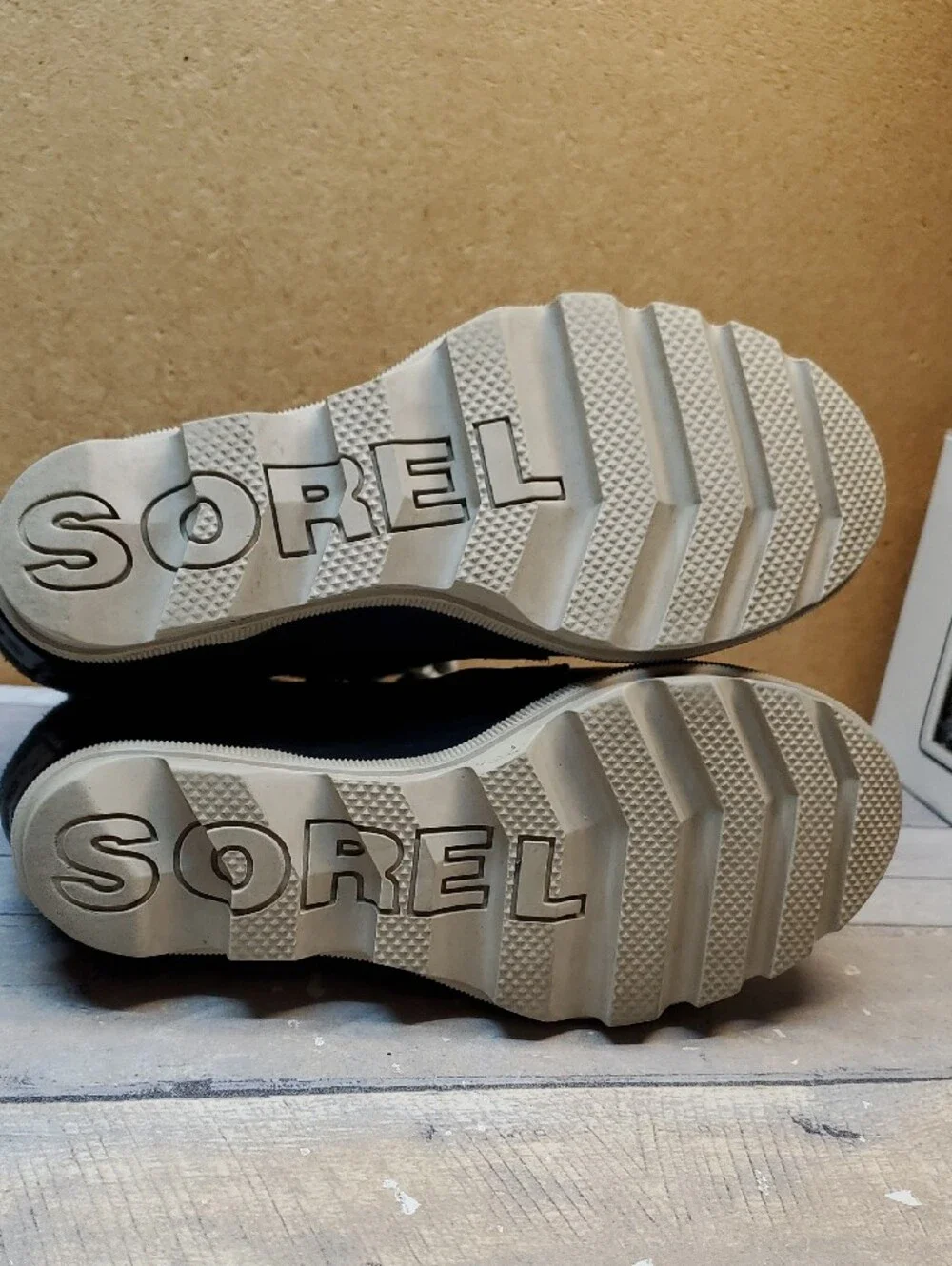 Sorel Black Joan of Arctic Wedge III Lexie Boots Size 2/20 cm